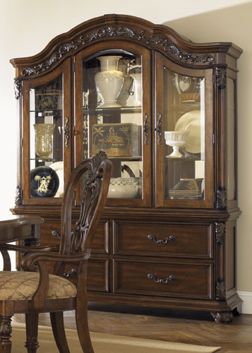 Yorkshire China Cabinet Pic
